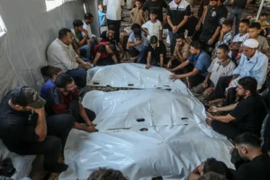 İsrail'in Gazze'ye gün içerisinde düzenlediği saldırılarda hayatını kaybedenlerin sayısı 4'e yükseldi