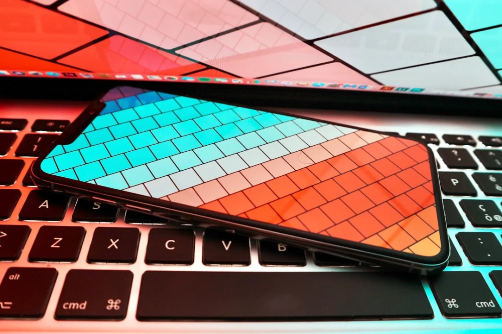 Cep telefonu ve bilgisayar alanları ilgilendiriyor: Online alışverişte iade kuralları değişti