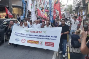 Samsun'da Dünya Barış Günü yürüyüşü: 'Emperyalist savaş politikalarına karşı mücadeleyi yükseltiyoruz'