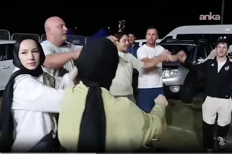 Kafes balık projesine direnen balıkçı köyünde balıkçılar türüm ve horon eşliğinde denize açıldı