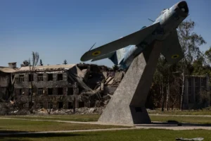 Rusya-Ukrayna savaşında karşılıklı saldırılar sürüyor: En az 12 kişi hayatını kaybetti