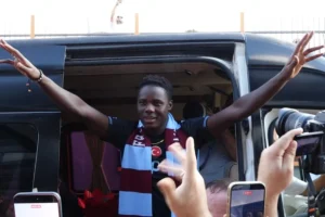 Trabzonspor'un yeni transferi Franculino Dju, şehre geldi