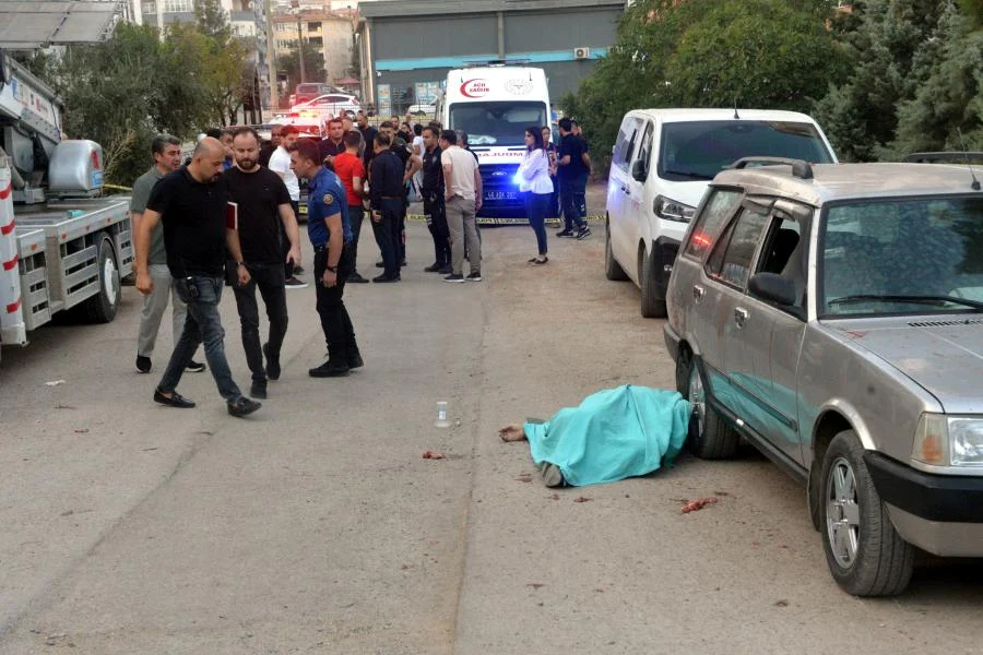 Maraş'ta kadın cinayeti: Dilek Bağrıaçık, evli olduğu erkek tarafından sokak ortasında öldürüldü