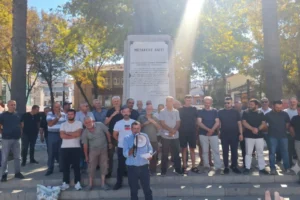 Bursa’da siyah incir üreticisi düşük fiyata tepkili: “Köylünün emeği bedavaya alınmasın”