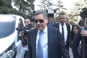 Melih Gökçek'in oğlu ve gelini adli kontrol talebiyle hakimliğe sevk edildi