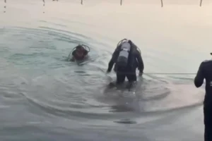 Serinlemek için baraj gölüne giren genç boğuldu