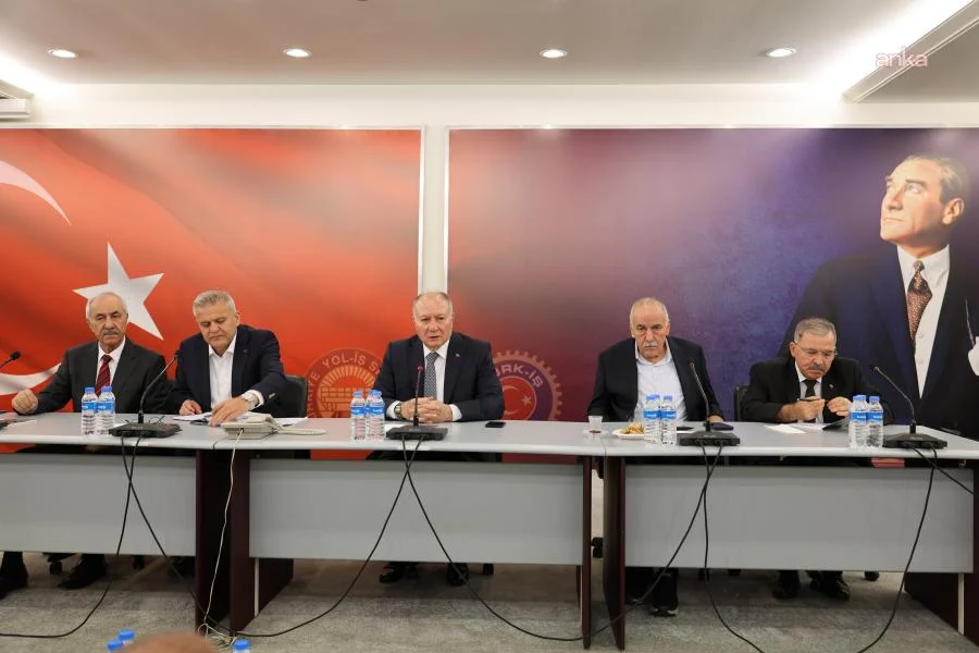 Yol-İş'ten otoyol ve köprülerin özelleştirilmesi kararına tepki: Vatandaş yolun müşterisi değil, kamu hizmetinin sahibidir
