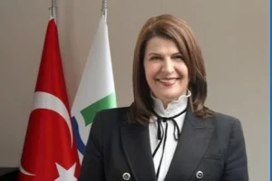 "Foça Belediye Başkanı Fıçı AKP'ye geçecek" iddiası