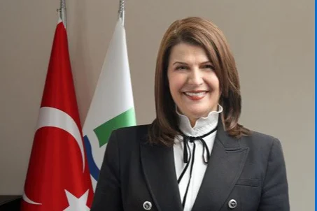 "Foça Belediye Başkanı Fıçı AKP'ye geçecek" iddiası