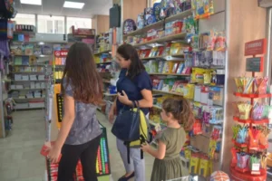 Forma ikinci elden alınıyor, kantin desteği dönüşümlü kullanılıyor