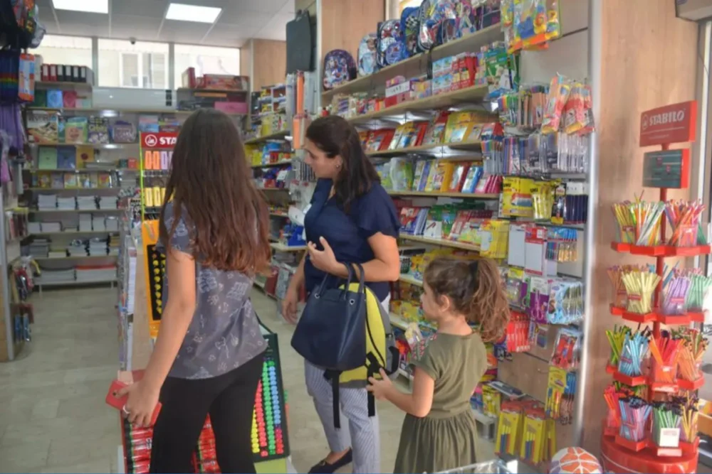 Forma ikinci elden alınıyor, kantin desteği dönüşümlü kullanılıyor