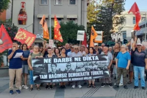 Antalya Emek ve Demokrasi Güçleri'nden 12 Eylül açıklaması: 'Tek adam rejimi cuntanın mirasını sürdürüyor'