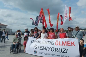 Deniz İşçileri Platformu’ndan Kadıköy’de eylem: “Denizciler artık susmayacak”