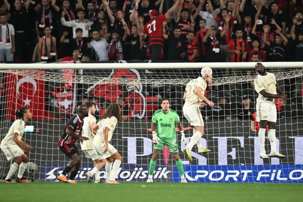 Süper Lig'de 5. haftanın son maçı: Gaziantep FK-Fenerbahçe 0-0
