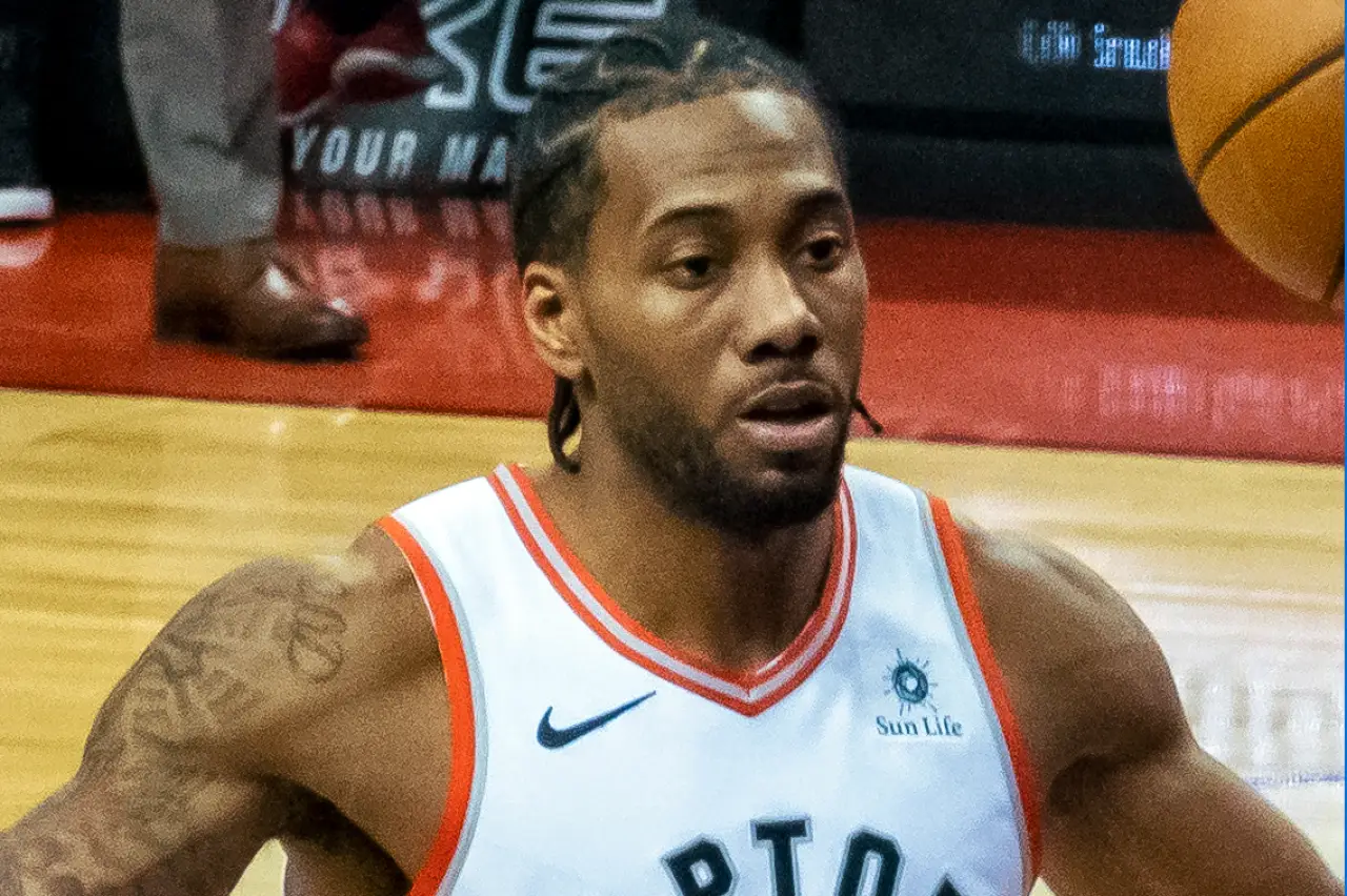 Clippers-Raptors takası tamamlandı: Kawhi Leonard Toronto'ya dönüyor