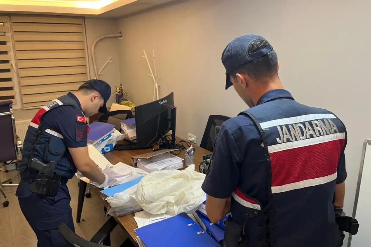 Yazılım şirketine yasa dışı veri sorgulama operasyonu: 5 kişi gözaltına alındı