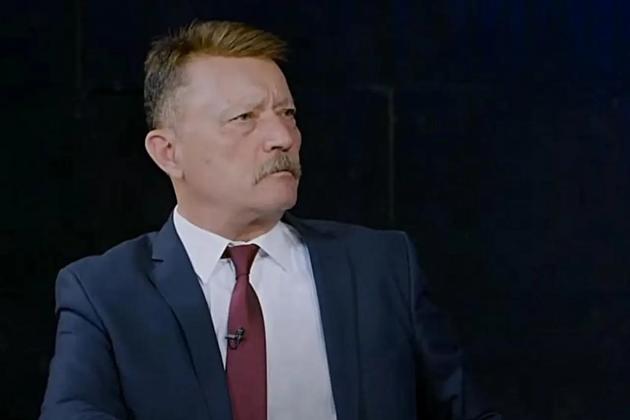 Kozinoğlu soruşturmasında hakkında gözaltı kararı verilen Hasan Atilla Uğur kimdir?