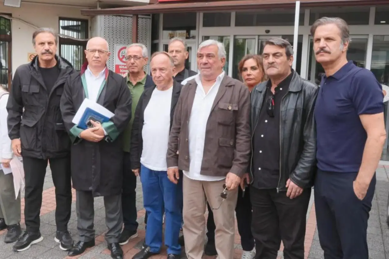 Kadir İnanır'ın vasiyetinin açıklanacağı davada duruşma 17 Aralık'a ertelendi