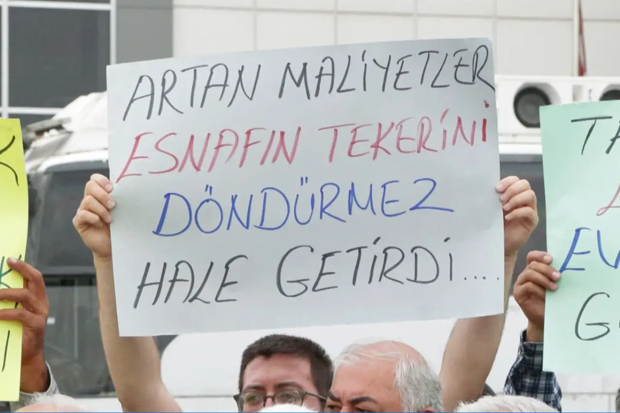 Özel halk otobüsü esnafından akaryakıt protestosu