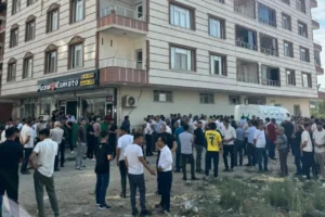 Evil olduğu kadını ve 2 çocuğunu öldürerek yaşamına son verdi
