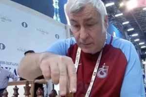 Ukraynalı satranç ustası Ivanchuk, olimpiyat maçına Trabzonspor formasıyla çıktı