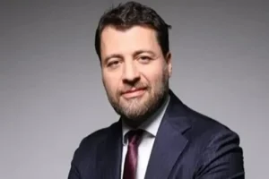 Tutuklanan Emre Tezmen’in MKK üyeliği gündemde: “Kim önerdi, kim yerleştirdi?”