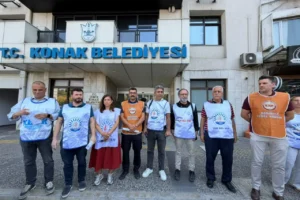 Konak Belediyesi emekçileri alacakları için eylemde: “Var olan hakkımız verilmiyor”