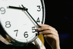 Avrupa ülkeleri 25 Ekim'de kış saatine geçiyor: Türkiye'de değişiklik yapılacak mı?