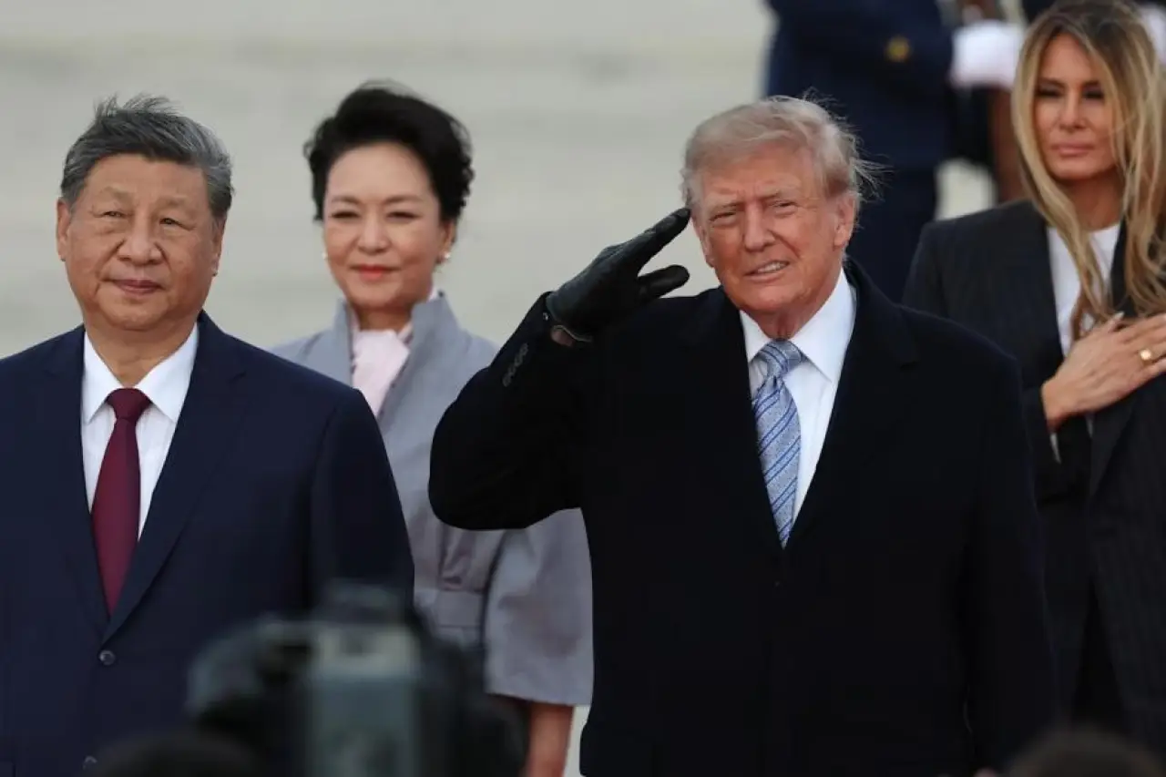 Donald Trump, Xi Jinping’i törenle karşıladı