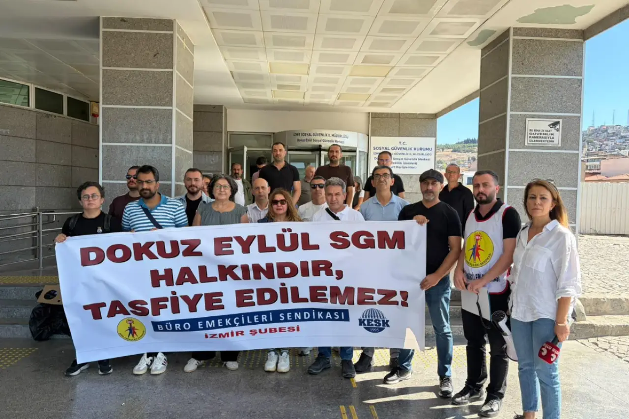 Dokuz Eylül SGM boşaltıldı | BES İzmir Şube: Binayı geri alacağız, mücadelemiz devam edecek