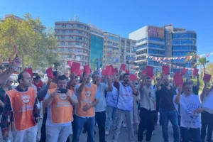 Konak Belediyesi emekçilerinden yönetime kırmızı kart: 'Verilen sözler tutulmadı, bekleyecek gücümüz kalmadı'