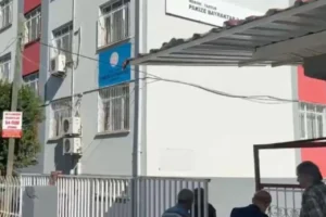 Öğrencinin çantasında tabanca bulundu: Gözaltına alınan babası ‘ben koydum, sonra da unuttum’ dedi