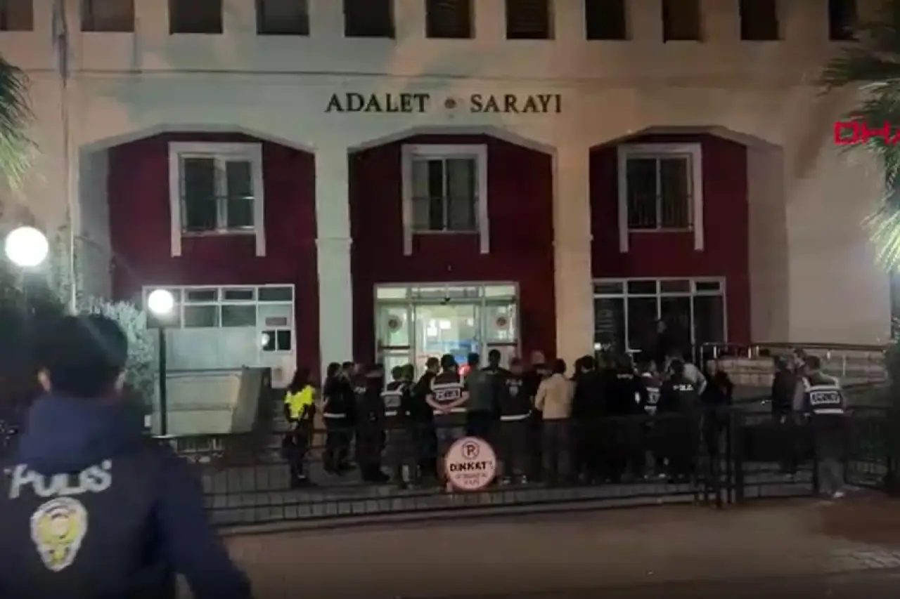 Manisa'daki okul saldırısı soruşturması: Saldırıyı gerçekleştiren H.O., anne ve babası ile birlikte 7 kişi tutuklandı