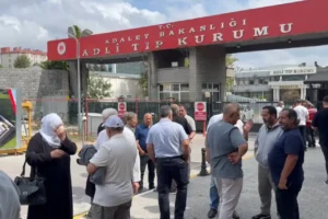 Almanya'dan İstanbul'a gelen savcı hastanede yaşamını yitirdi