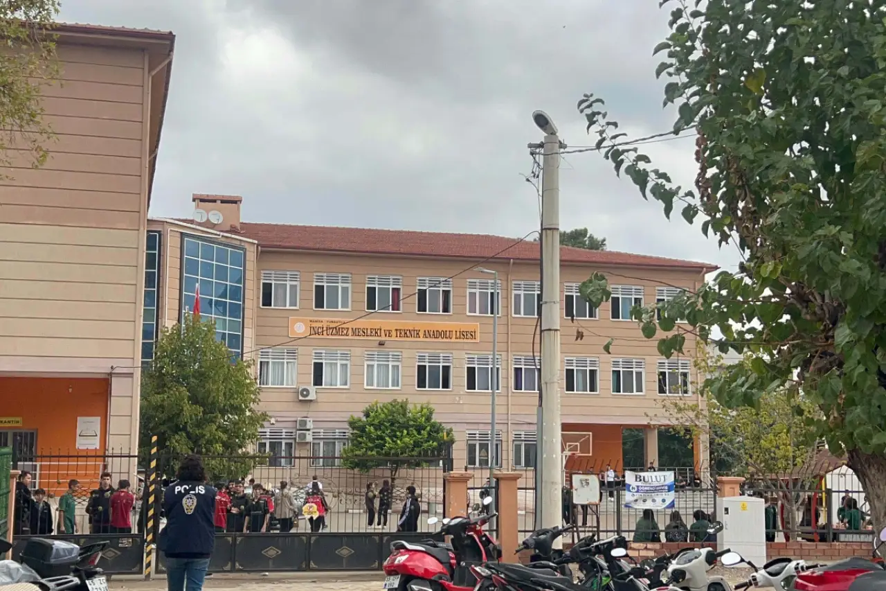 Manisa’daki okul saldırısının ardından eğitime verilen ara sona erdi