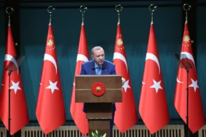 Erdoğan'dan fon soruşturması açıklaması: Hukuk devleti sınırları dahilinde gereken her türlü adım atılacak