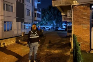 55 yaşındaki adam evinde ölü bulundu: Ölümü şüpheli bulundu!