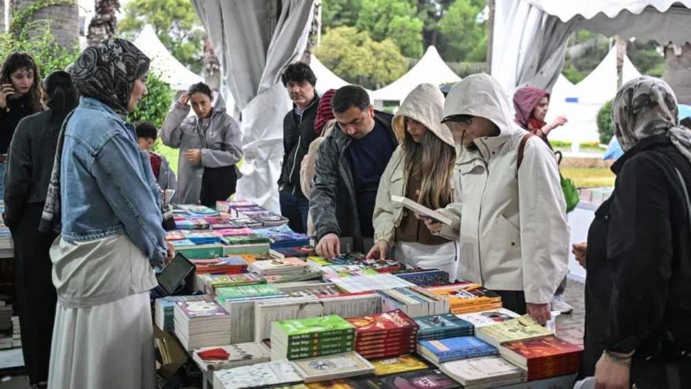 8. İzmir Kitap Fuarı sona erdi