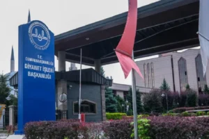 Akademi ‘fakir’ kaldı: Diyanet 79 üniversiteyi geçti