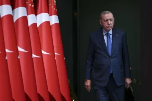 AKP'den seçim tarihi öngörüsü: "Erdoğan'ın yeniden adaylığının önü açılacak"