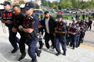 AKP'li Yahşihan Belediyesi'ne yolsuzluk soruşturması: AKP ve MHP'li eski başkanların da olduğu 35 şüpheli adliyede