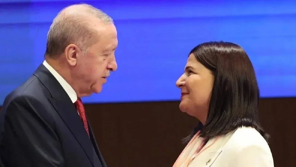 AKP'ye katılan Foça Belediye Başkanı Fıçı'dan açıklama: Hizmet üretme iradesi