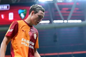 Aleksey Batrakov’tan Galatasaray taraftarına övgü: “Beni hemen oyuna al, hazırım”