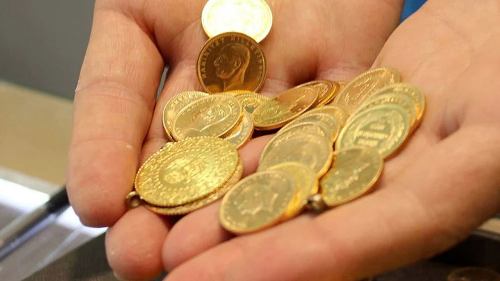 Altın güne kayıpla başladı: Gramı ne kadar oldu?