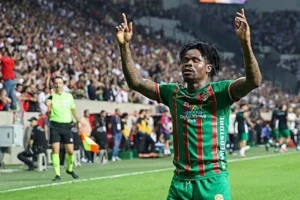 Amedspor Beşiktaş’ı yendi: Süper Lig lideri oldu!