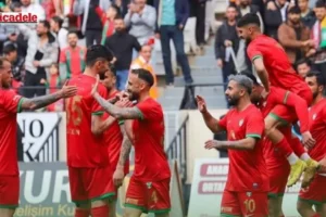 Amedspor'un şampiyon ikilisi Sakaryaspor'u zirveye taşıdı