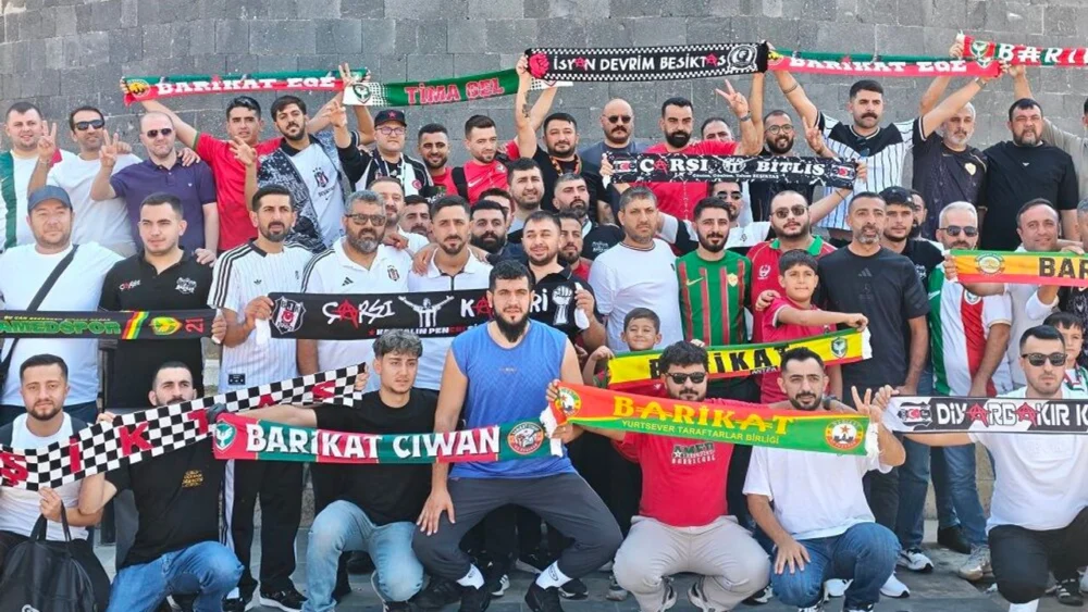 Amedspor ve Beşiktaş taraftarları birlikte ciğer yedi, mesaj verdi!