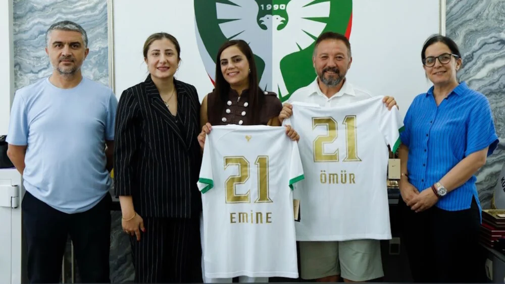 Amedspor'dan Trabzon’da saldırıya uğrayan aileye jest!