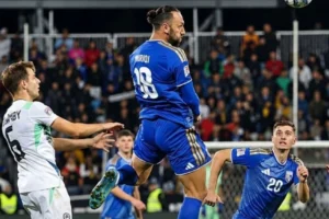 Amedsporlu ismin şutu direkten döndü, Fenerbahçeli golü attı!