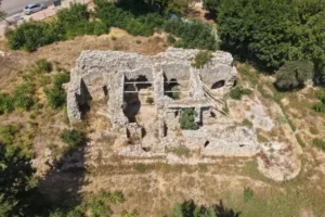 Antalya’da 1700 yıllık Roma Hamamı yıllara meydan okuyor